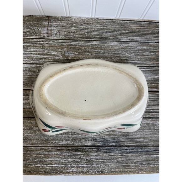 Vintage Scalloped‎ Planter with Rose Buds and Green Leaf Vine Pattern - Picture 7 of 7